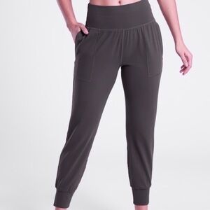 Athleta Salutation Cruise Jogger